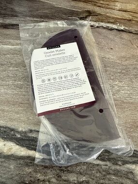 New Epicure Silicone Omelette Maker